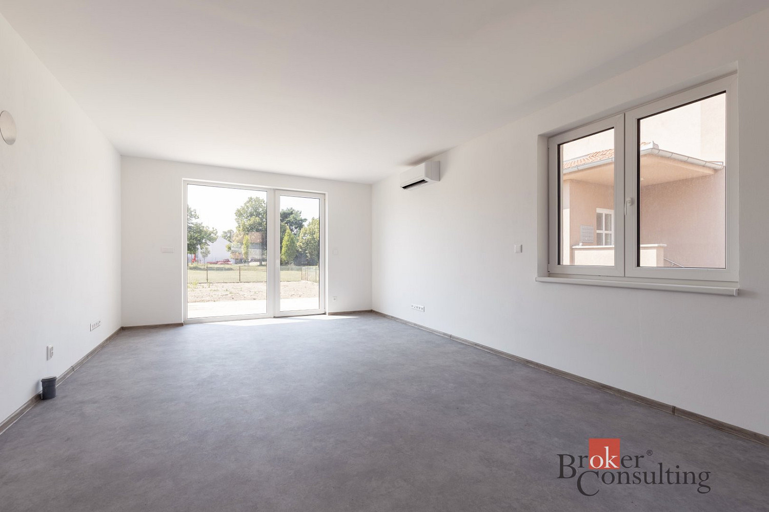 Prodej domu 100 m² s pozemkem 699 m² – fotografie 3