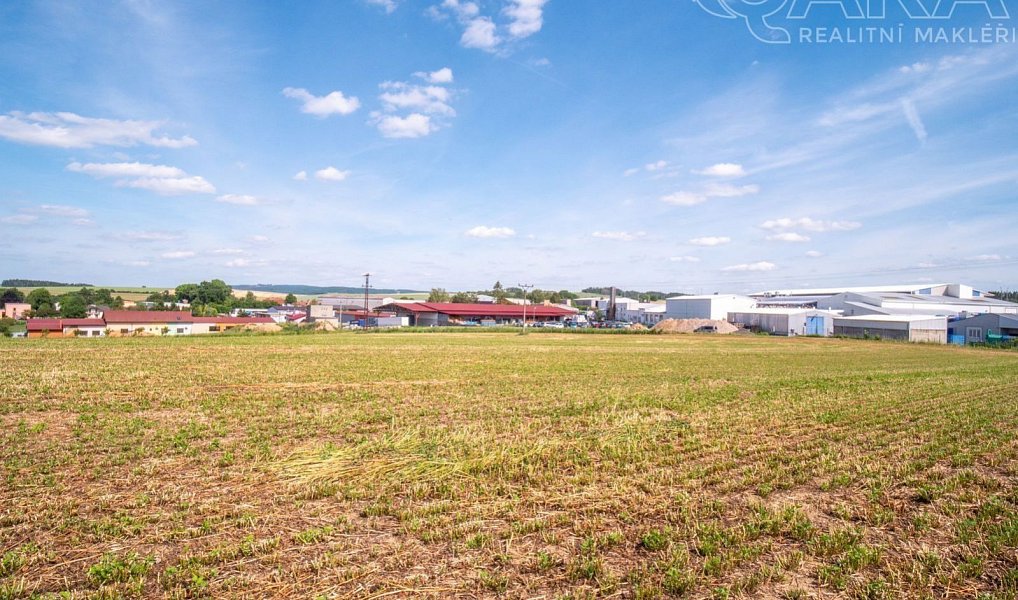 Prodej komerčního pozemku 10 347 m², Dolní Kralovice – náhled fotky 4