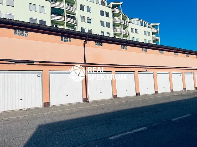 Prodej garáže 17 m2, blansko — photo 4