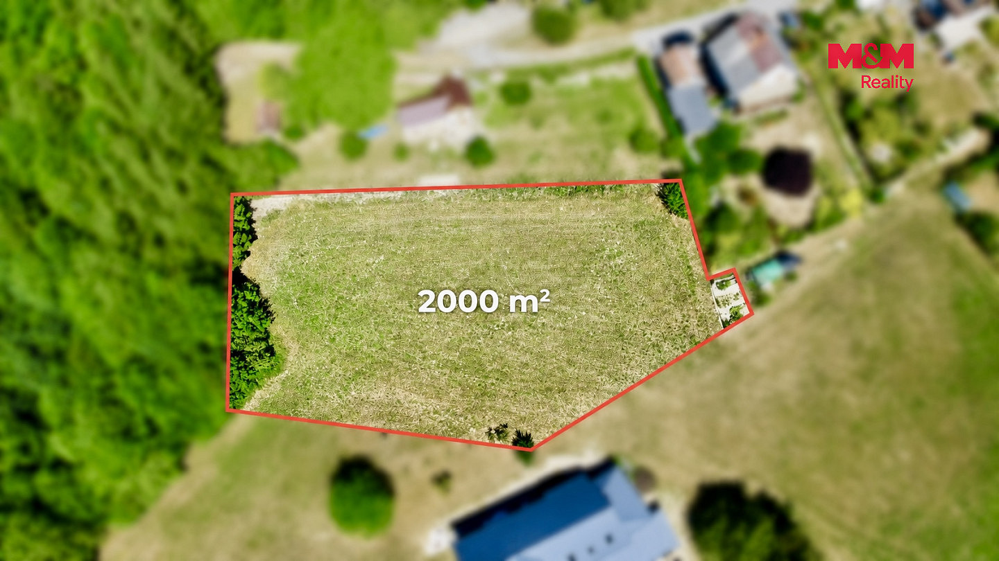 Prodej stavebního pozemku 2 000 m² – fotografie 2