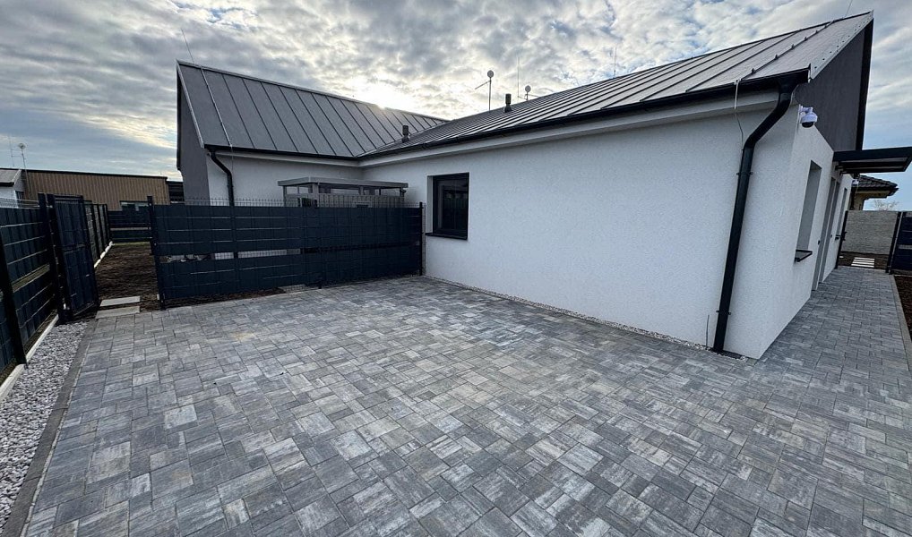 Pronájem domu 97 m² s pozemkem 356 m², Most – náhled fotky 20