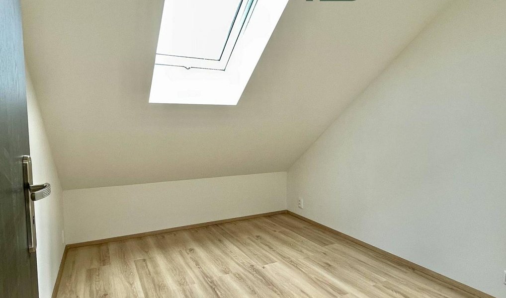 Pronájem bytu 2+kk 50 m², Nymburk – náhled fotky 3