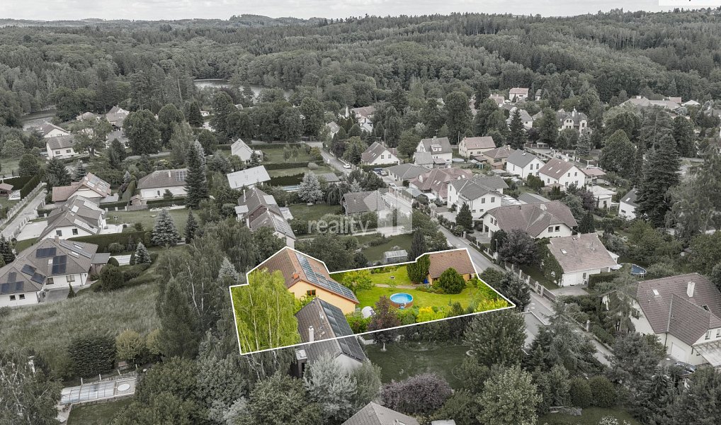 Prodej domu 200 m² s pozemkem 1 008 m², Kamenice – náhled fotky 5