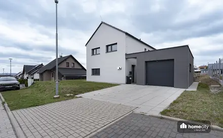 Pronájem domu 139 m² s pozemkem 594 m², Slovenská, Hlinsko, okres Chrudim