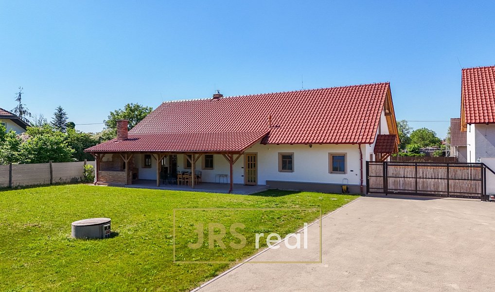 Prodej domu 187 m² s pozemkem 2 699 m², Novosedly – náhled fotky 41