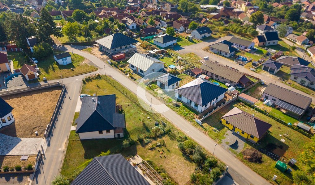 Prodej domu 220 m² s pozemkem 763 m², Jaroměřice – náhled fotky 12