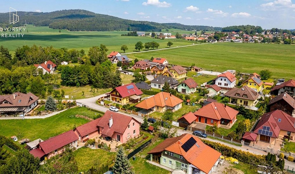 Prodej domu 197 m² s pozemkem 704 m², Křemže – náhled fotky 4