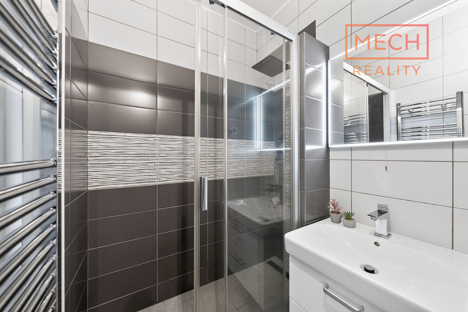 Pronájem bytu 2+1 56 m² – fotografie 5