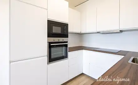 Pronájem bytu 2+kk 52 m²