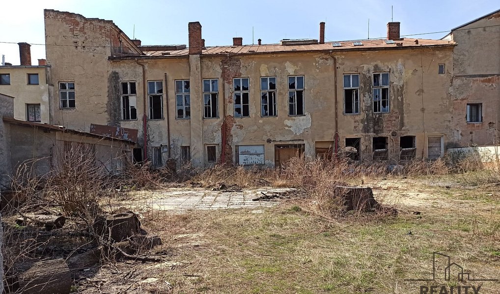Prodej ubytovacího objektu 2 512 m², Zlaté Hory – náhled fotky 4