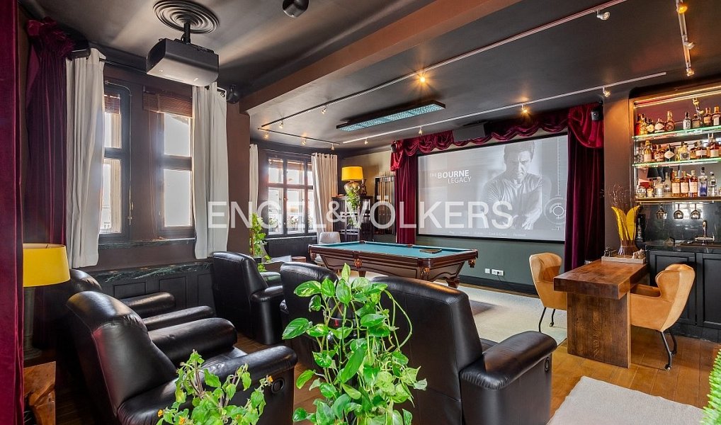 Pronájem bytu 5+kk 600 m², Praha – fotka 1 z 15