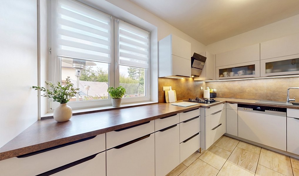 Prodej domu 215 m² s pozemkem 671 m², Střelice – náhled fotky 8