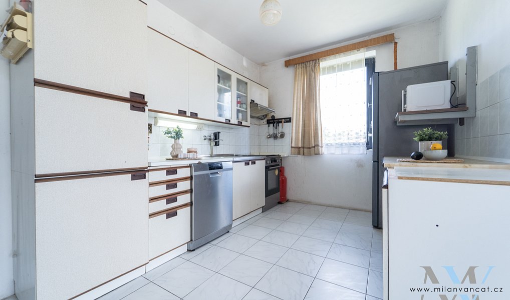 Prodej domu 170 m² s pozemkem 1 524 m², Milín – náhled fotky 8