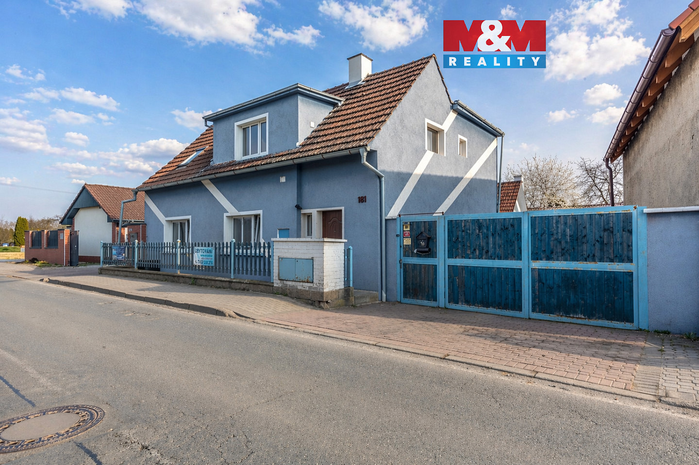 Prodej domu 180 m² s pozemkem 554 m²