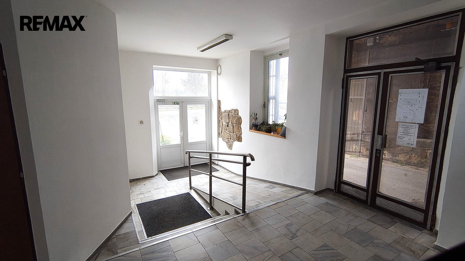 Pronájem kanceláře 115 m²
