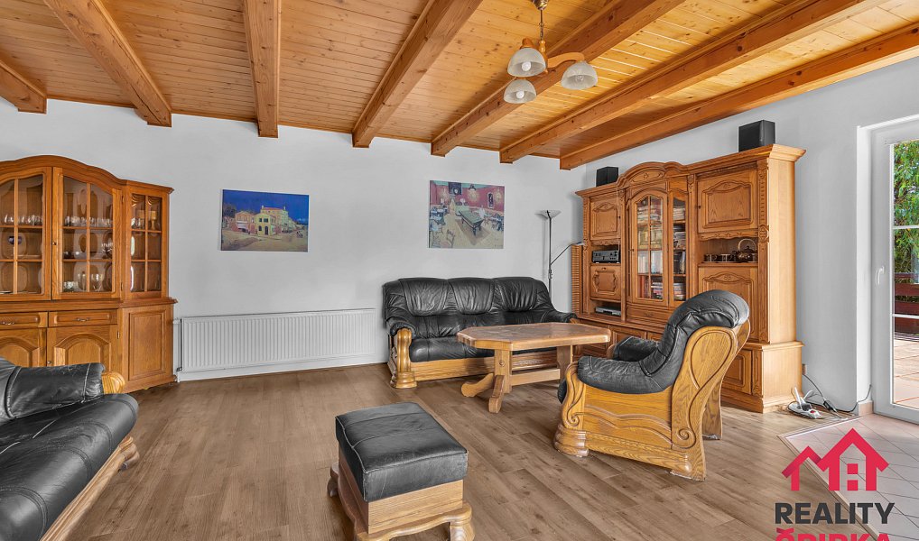 Prodej domu 213 m² s pozemkem 1 204 m², Lukavice – náhled fotky 8