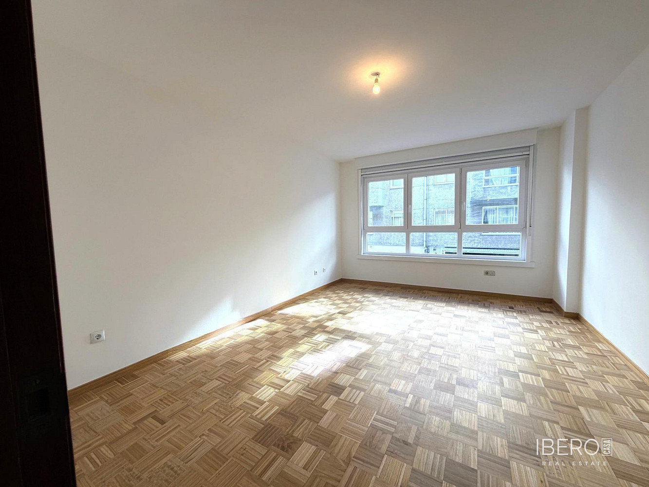Piso 5+kk – A Coruña, Juan Flórez
