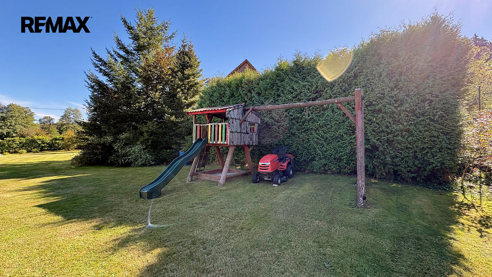 Prodej stavebního pozemku 2 340 m² – fotografie 5