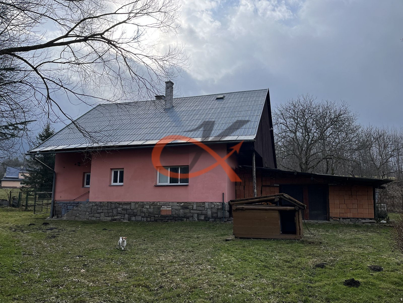 Prodej domu 200 m² s pozemkem 27 930 m²