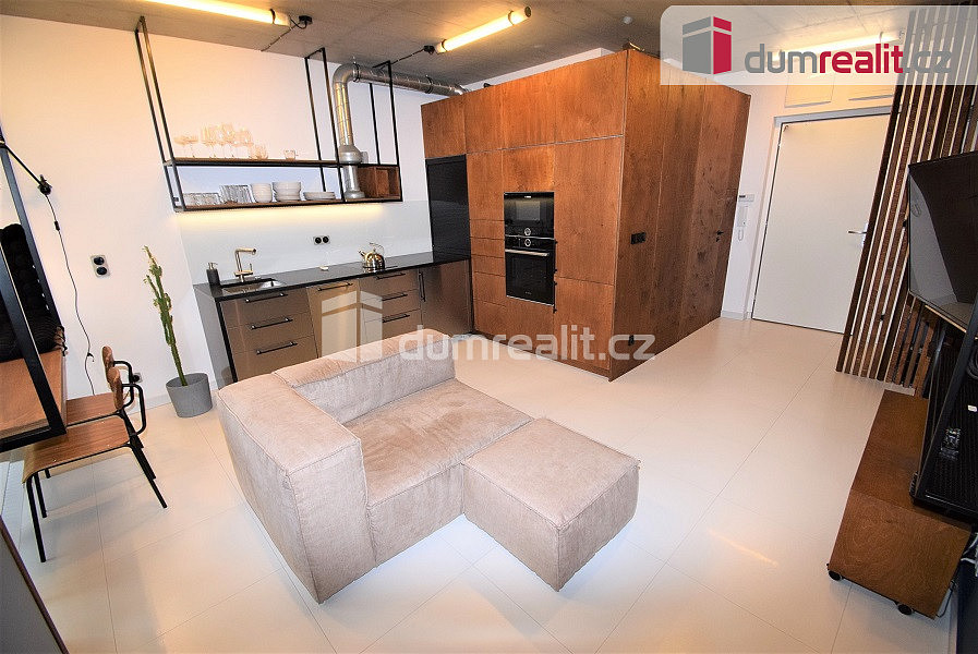 Pronájem bytu 1+kk 31 m²