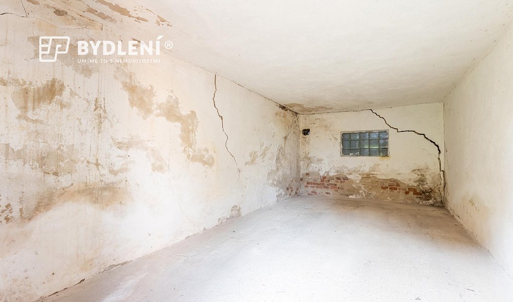 Prodej domu 360 m² s pozemkem 587 m², Novosedlice – náhled fotky 22
