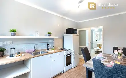 Prodej bytu 2+1 56 m², kpt. Nálepky, Pardubice - Zelené Předměstí