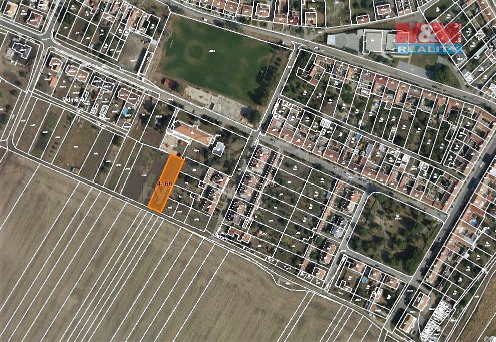 Prodej pole 911 m²