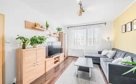 Prodej bytu 3+1 66 m², Popelnicová, Plzeň - Doubravka