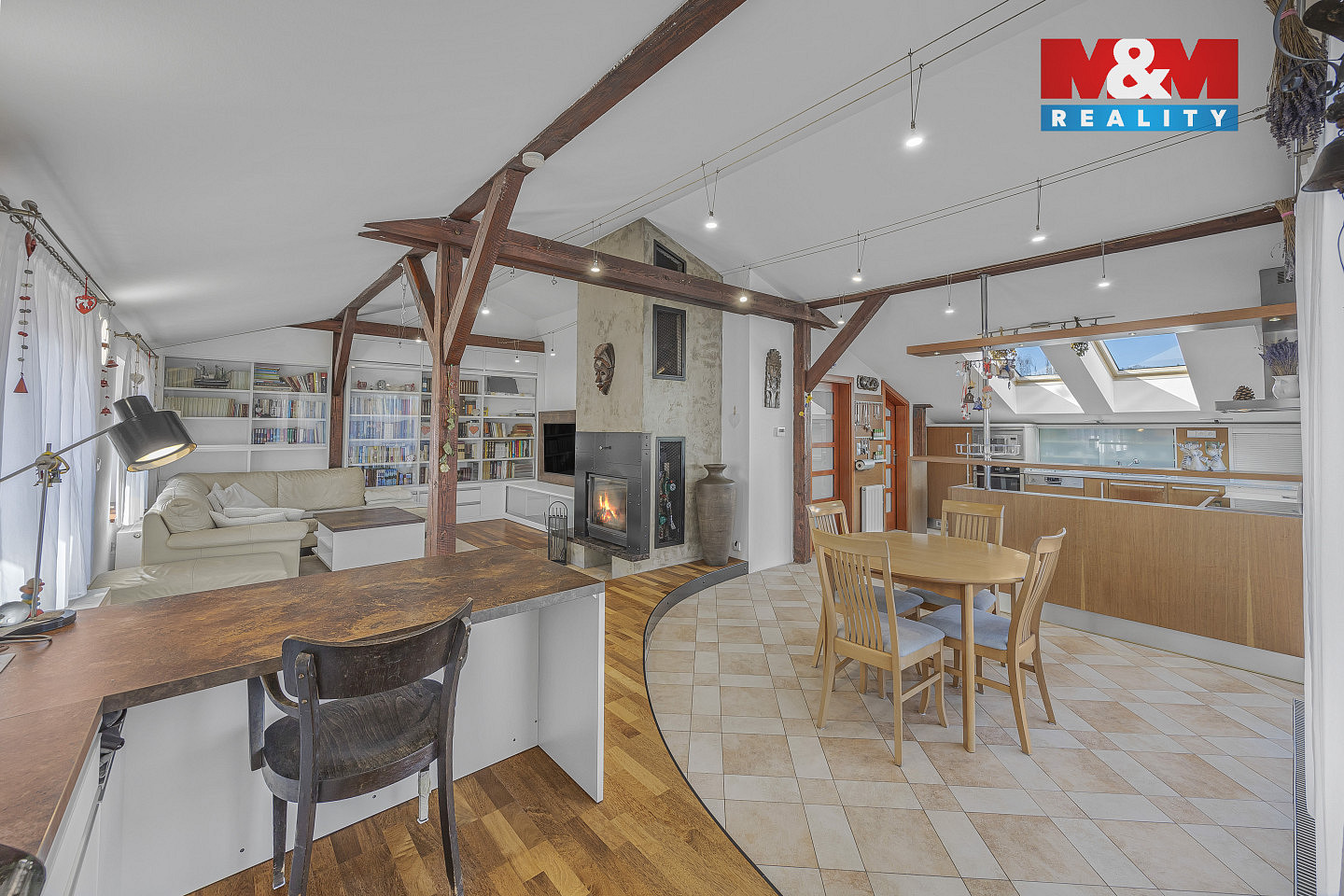 Prodej domu 374 m² s pozemkem 4 508 m² – další