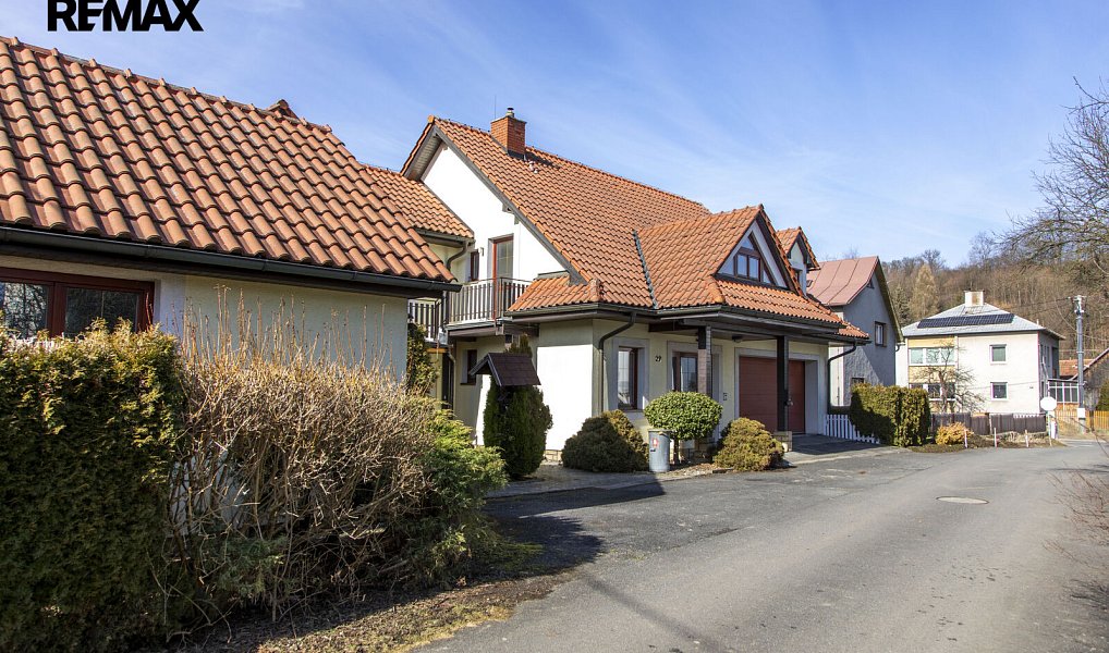 Prodej domu 302 m² s pozemkem 1 176 m², Ratiboř – náhled fotky 5