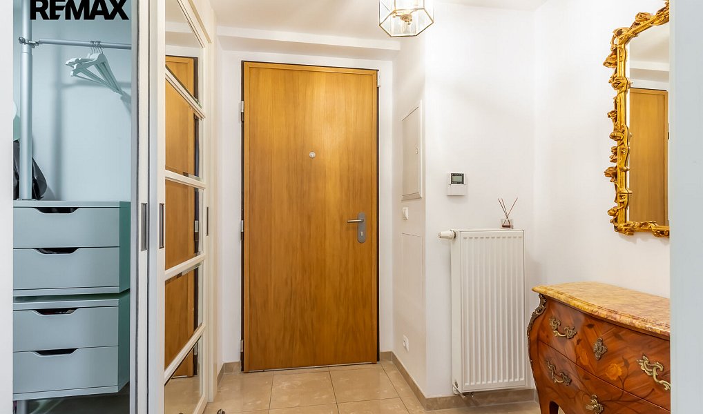 Prodej domu 306 m² s pozemkem 418 m², Praha – náhled fotky 29