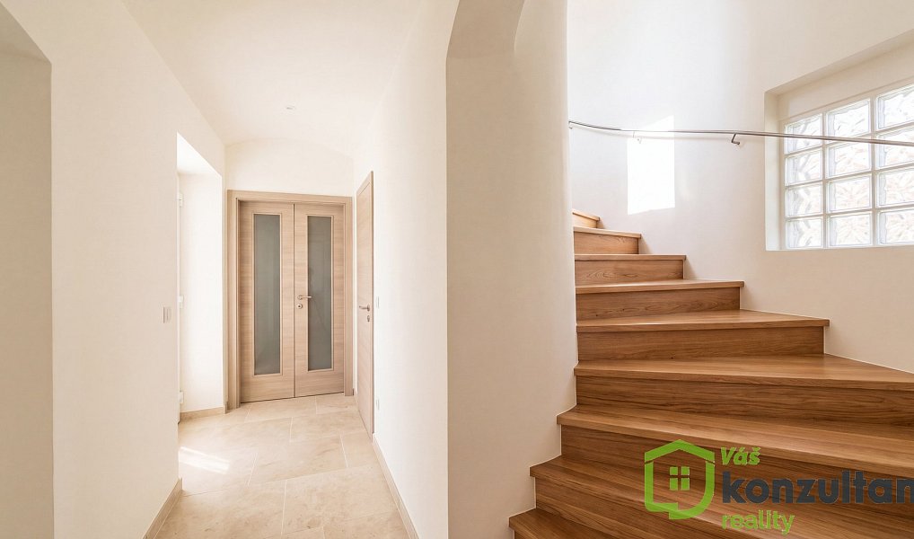Prodej obchodních prostor 222 m², Velké Meziříčí – náhled fotky 9