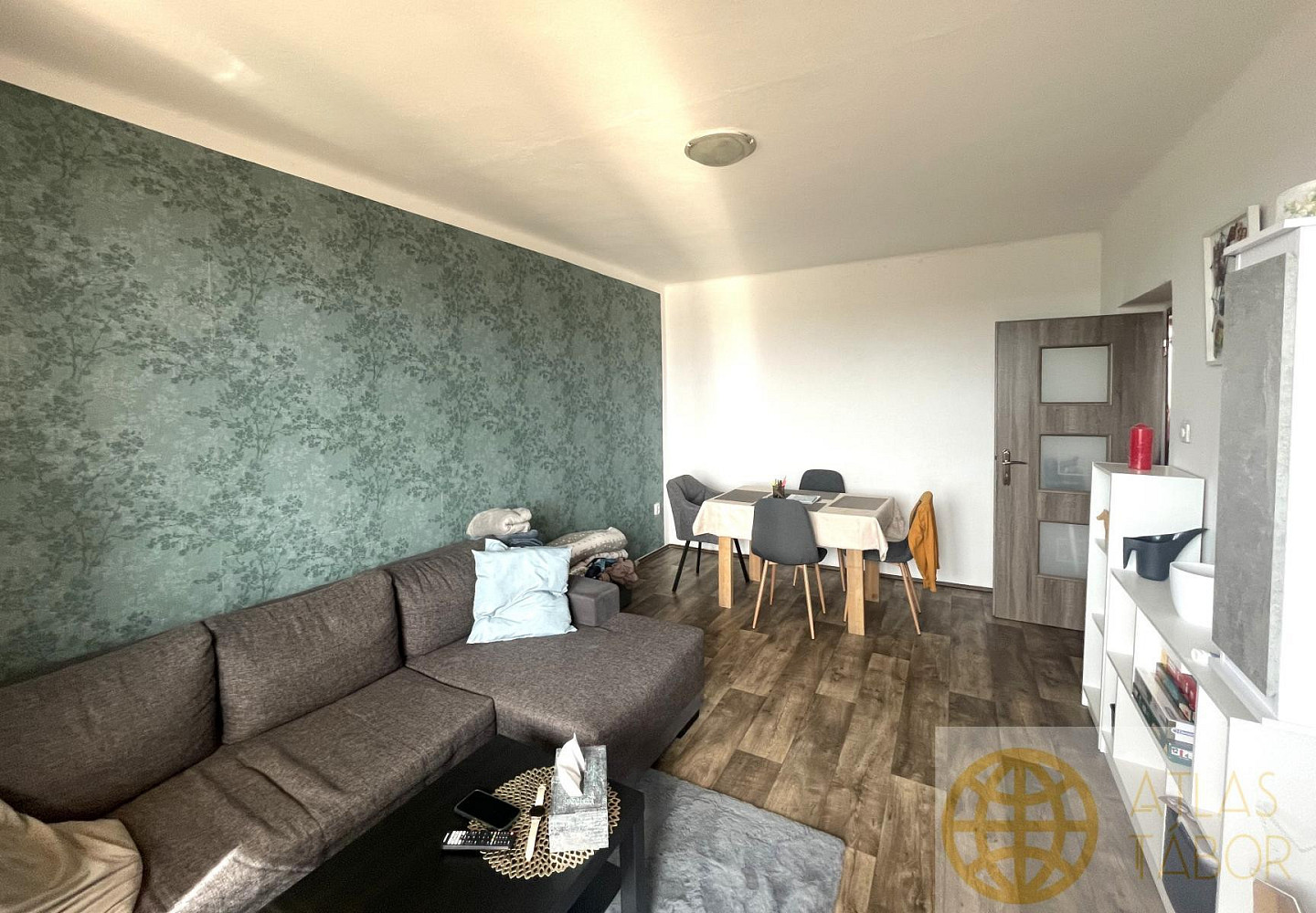 Pronájem bytu 2+1 59 m² – fotografie 4
