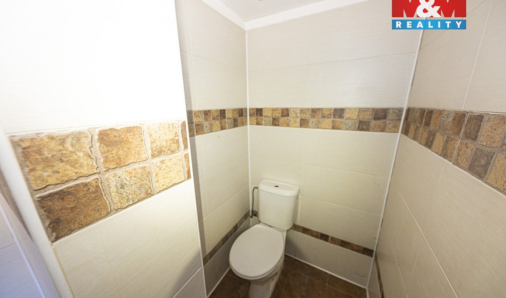 Prodej domu 170 m² s pozemkem 1 774 m², Lošany – náhled fotky 10