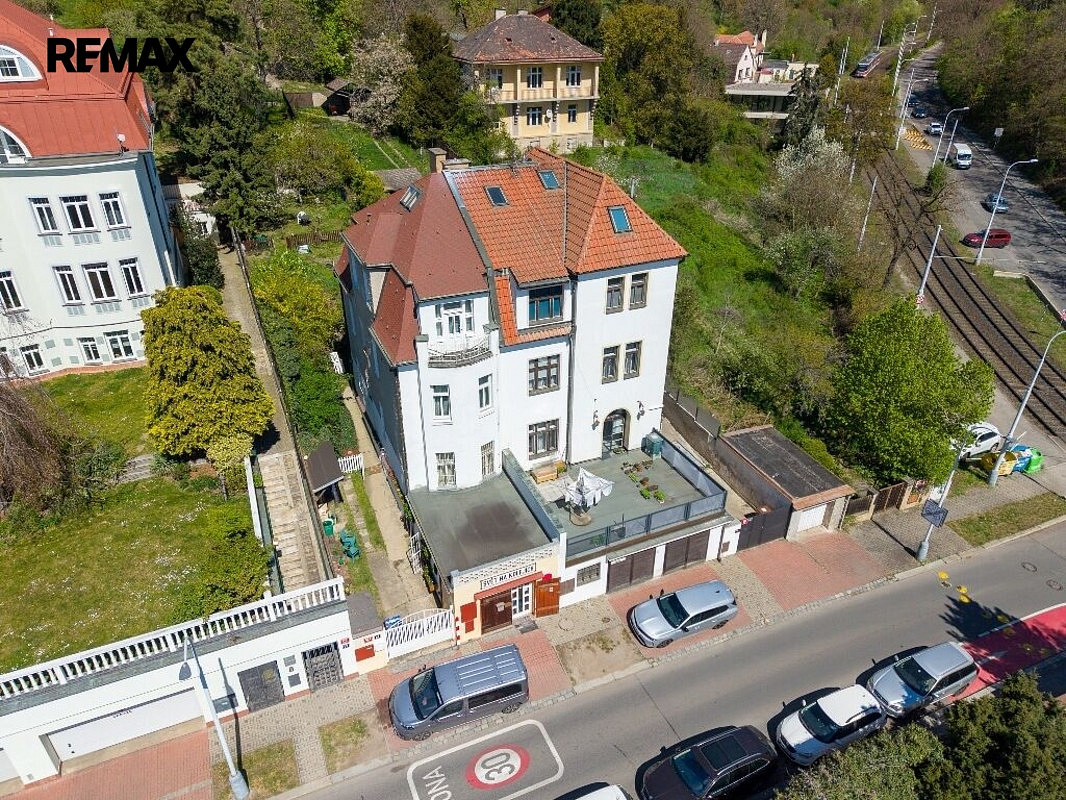 Prodej domu 160 m² s pozemkem 429 m²