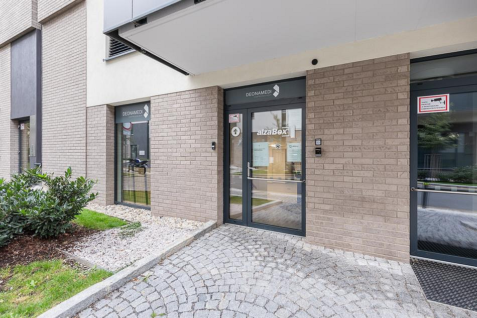 Pronájem kanceláře 15 m² — photo 2