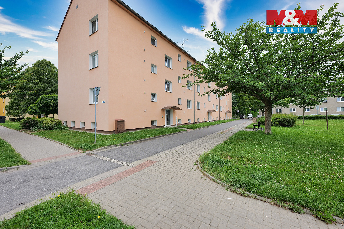 Prodej bytu 2+1 53 m² — photo 2