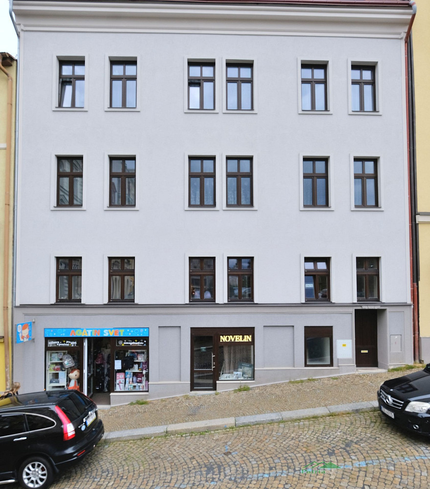 Prodej obchodních prostor 92 m²