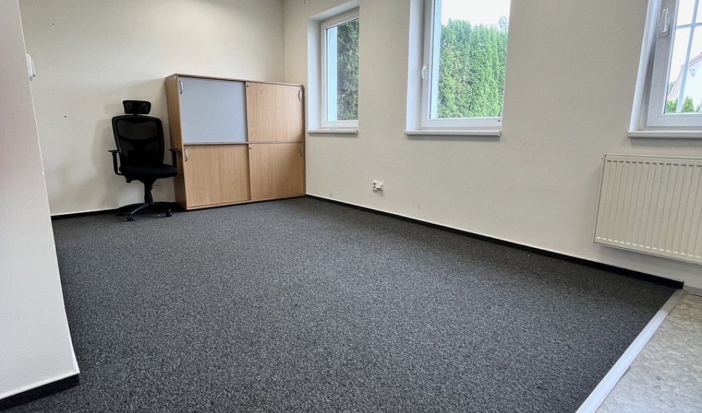 Pronájem obchodních prostor 127 m², Hlučín – náhled fotky 14