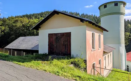 Skladovací prostor - garáž v Kořenově, Kořenov - Polubný, okres Jablonec nad Nisou