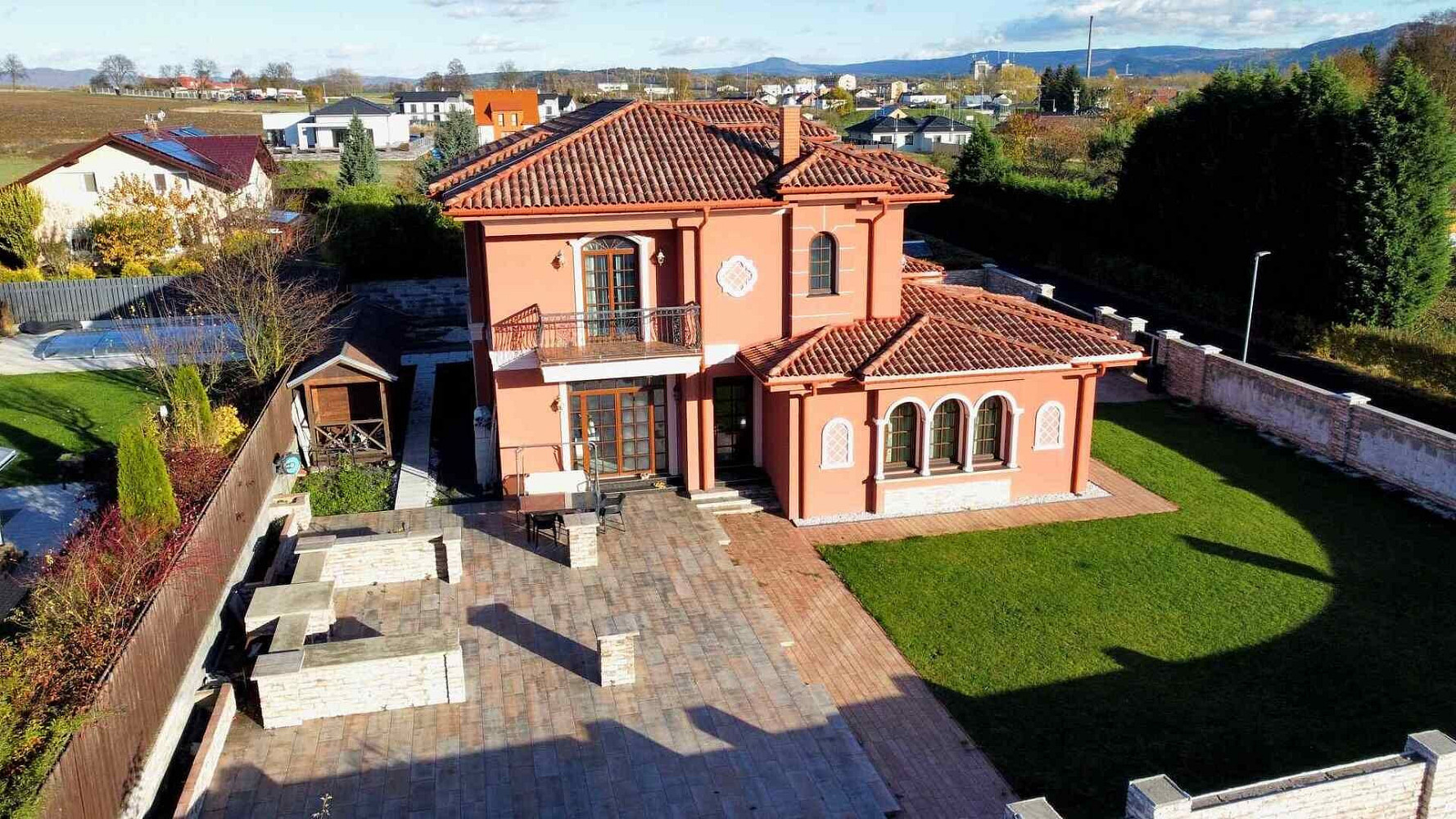 Prodej domu 284 m² s pozemkem 1 096 m² — photo 3
