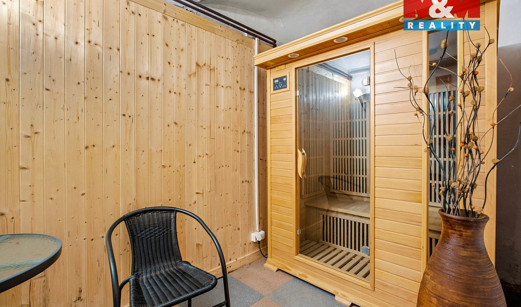 Prodej nájemního domu, činžáku 680 m², Bílina – náhled fotky 3