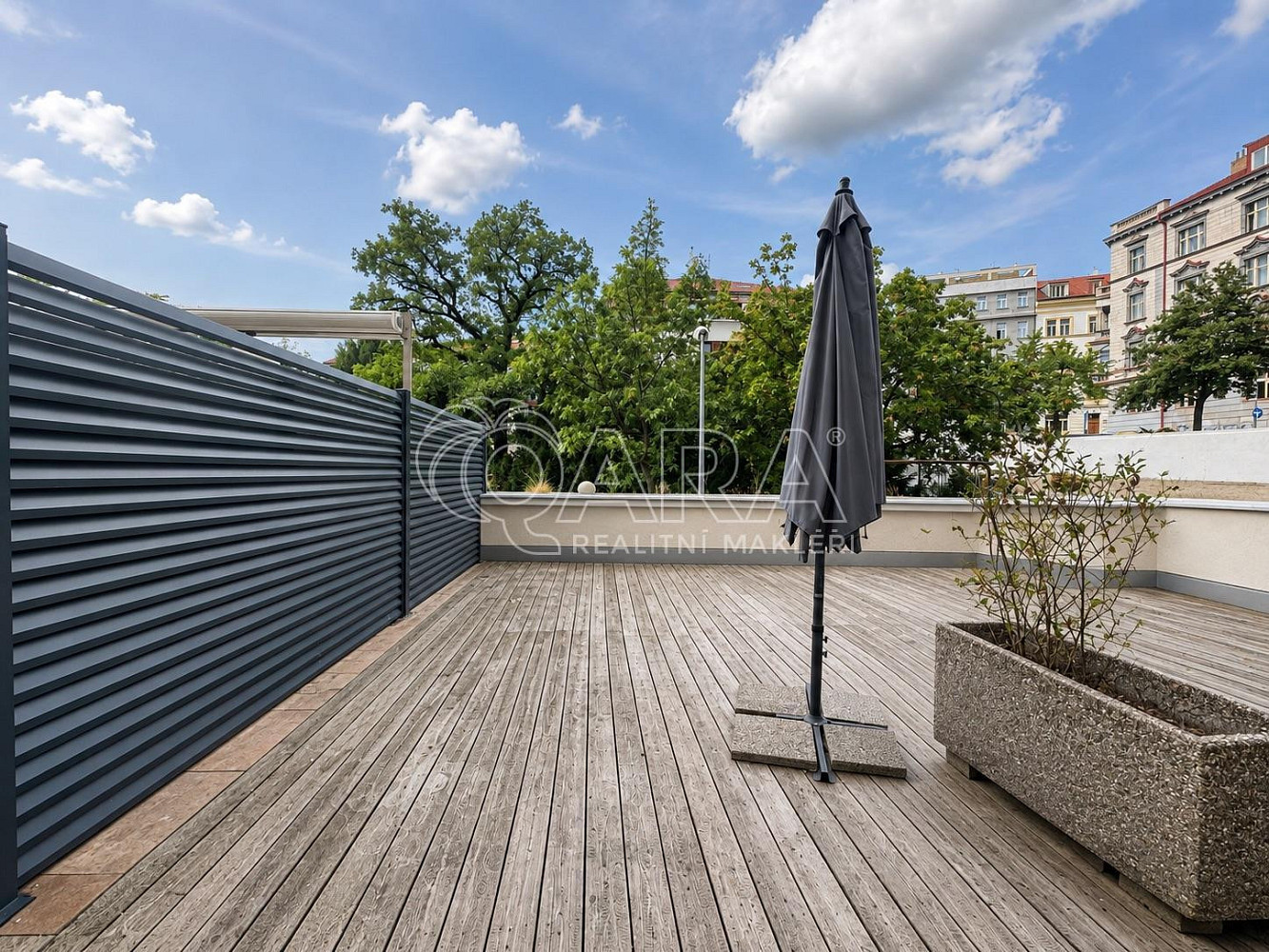 Pronájem kanceláře 35 m² – fotografie 2