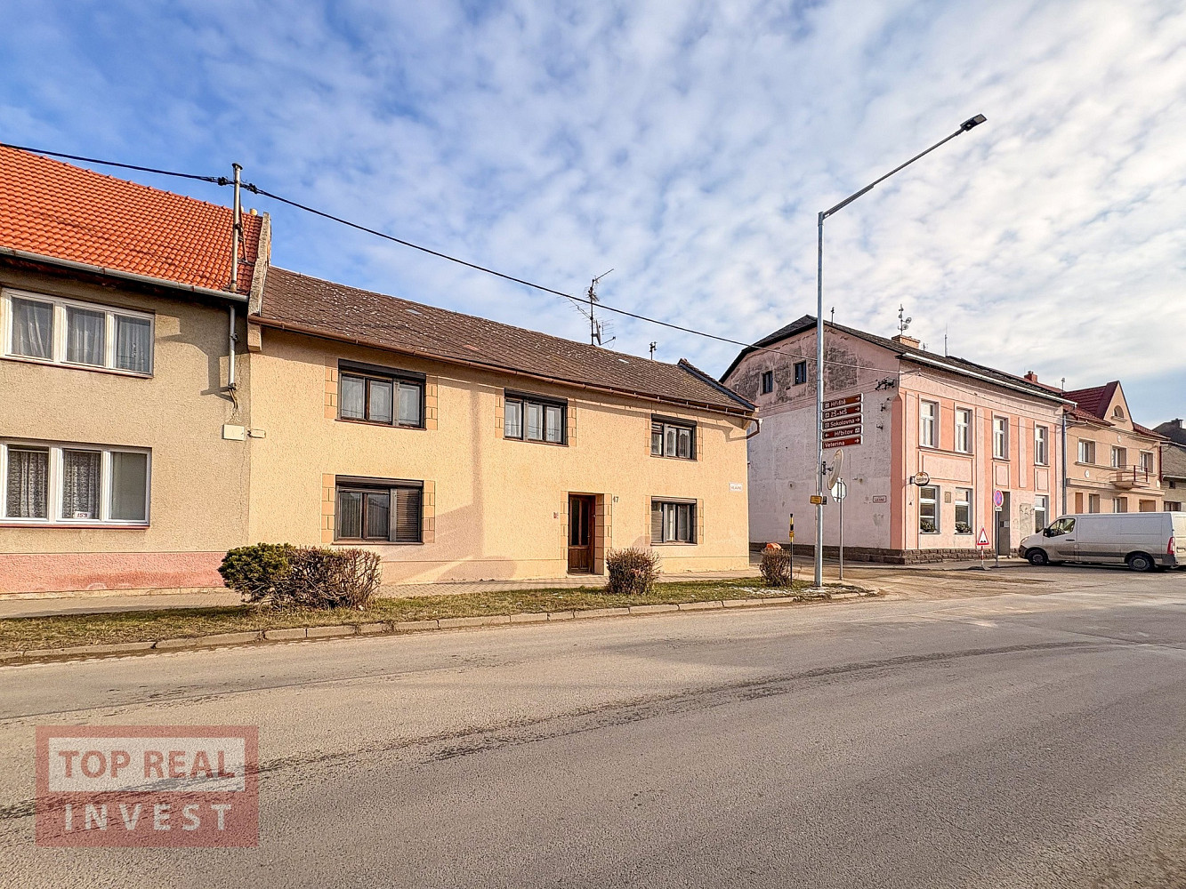 Prodej domu 230 m² s pozemkem 498 m² – fotografie 2