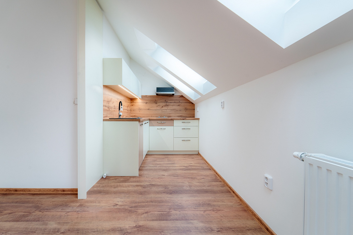 Pronájem bytu 1+kk 40 m² — photo 3