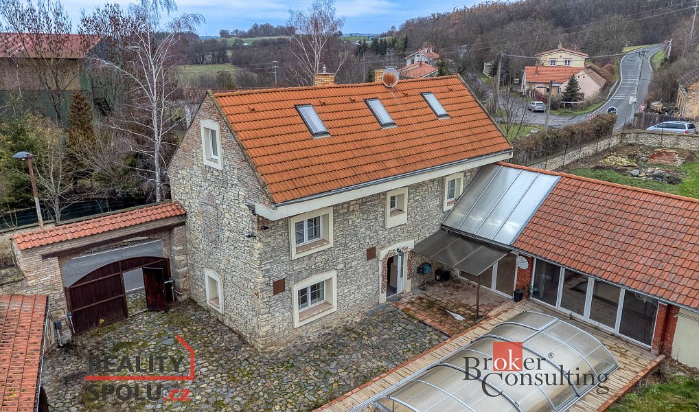 Prodej domu 579 m² s pozemkem 1 059 m², Středokluky – náhled fotky 8