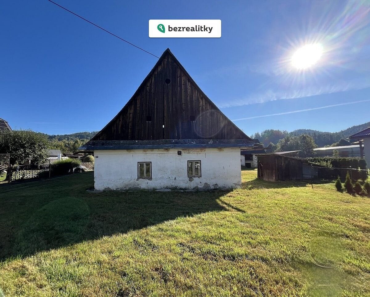 Prodej domu 391 m² s pozemkem 1 110 m²