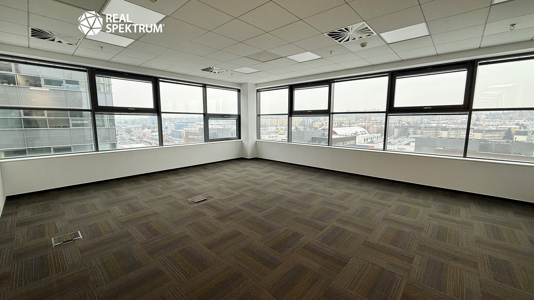 Pronájem kancelářského celku 140 m² - 2. NP, ulice Holandská, Brno – pohled 3
