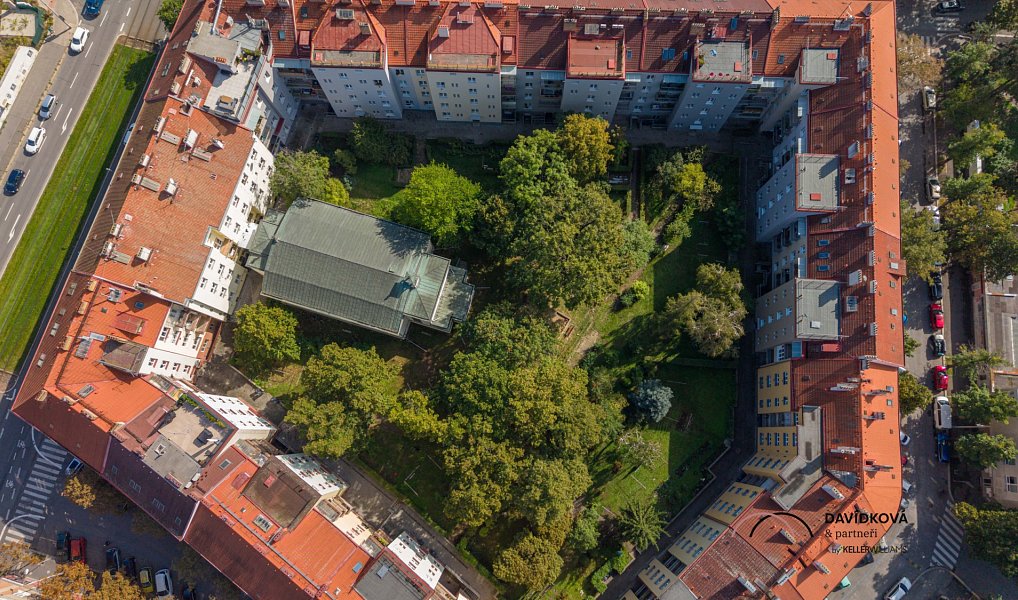 Prodej bytu 1+kk 33 m², Praha – náhled fotky 18
