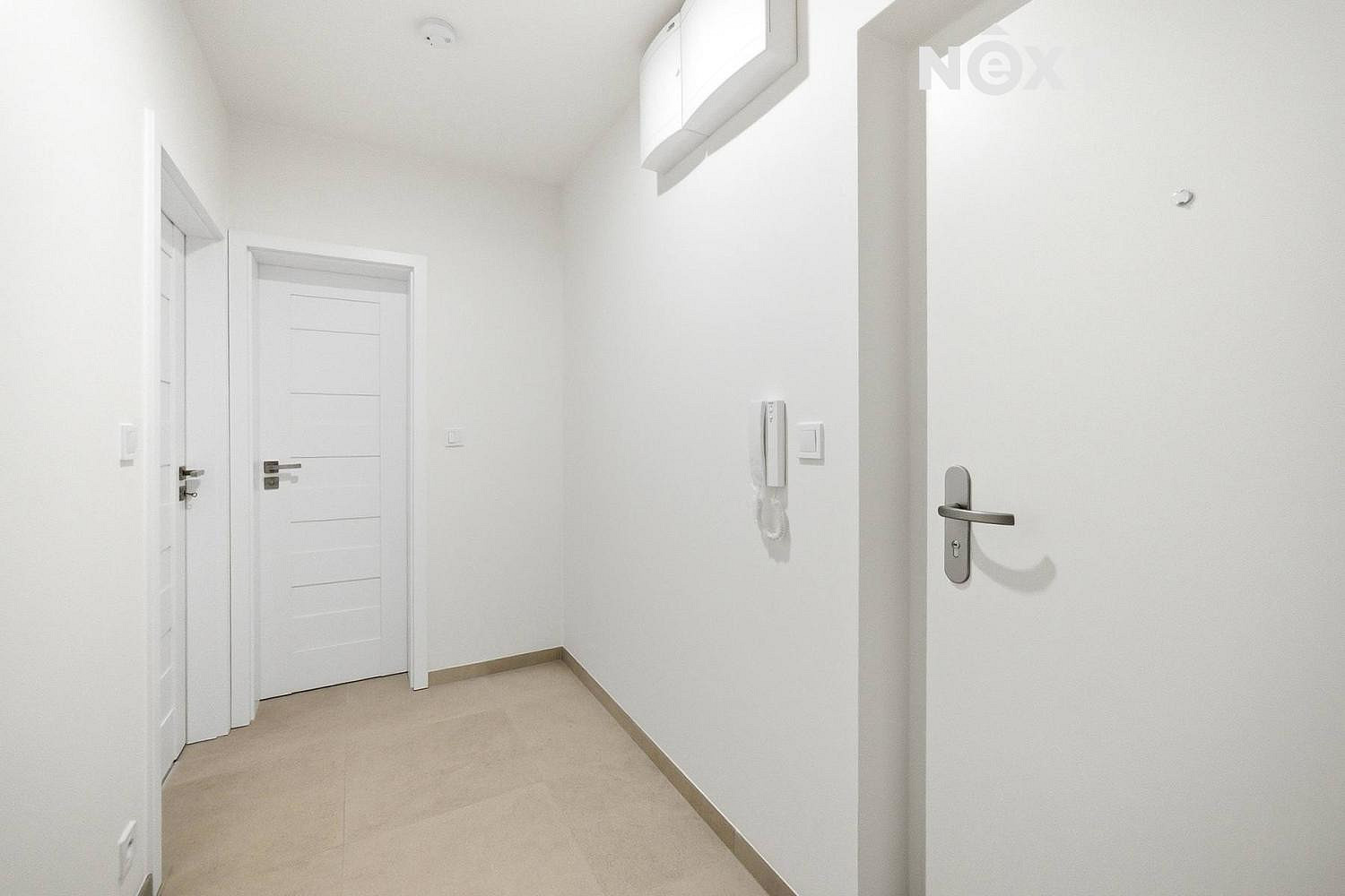 Prodej bytu 1+kk 27 m² – fotografie 2